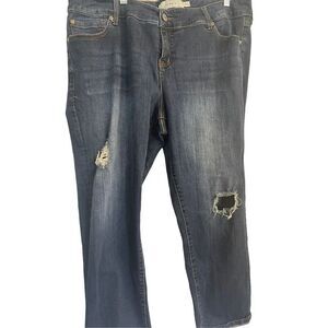 Torrid Women's Blue Mid Rise Medium Wash Distressed Ex-Boyfriend Jeans Size 18